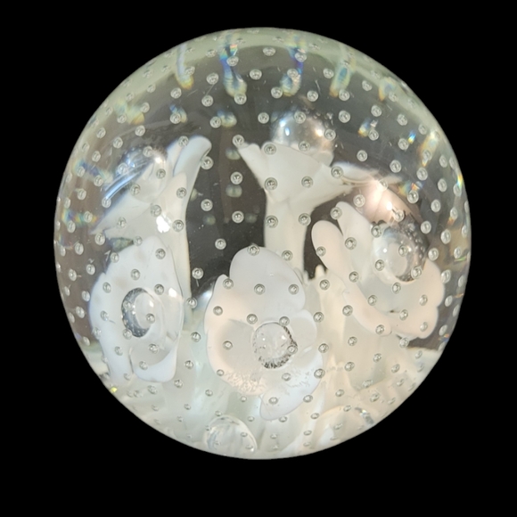 Joe St.Clair Trumpet Flower Paperweight - Picture 3 of 9